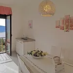 Casa Palanca View By Gardadomusmea شقة Tremosine
